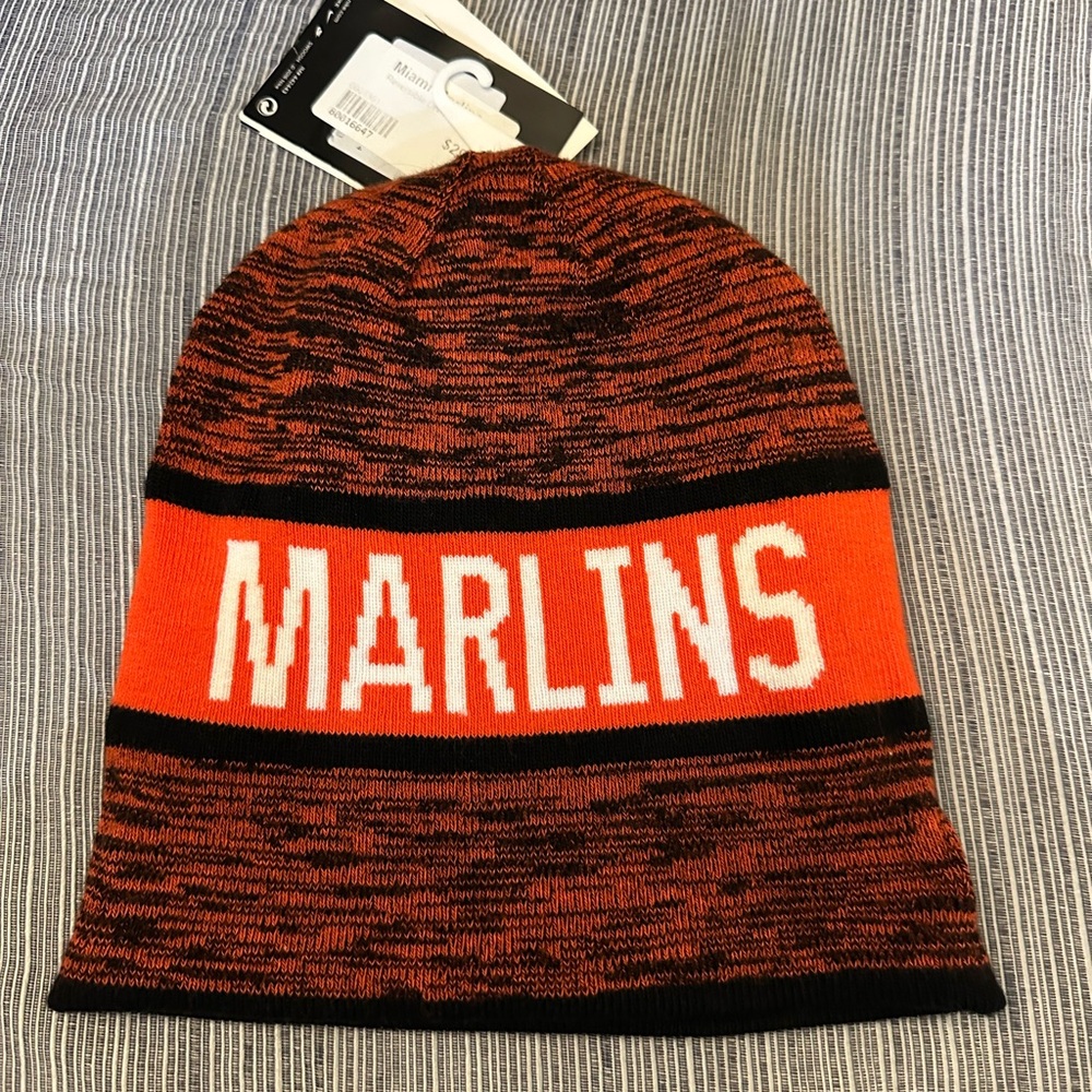 Miami Marlins Nike Reversible. Beanie
